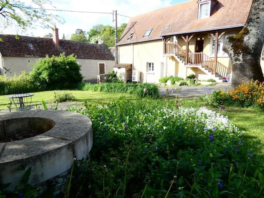 Maison De Charme Pres De Beauval Saint-Cyran-du-Jambot Ngoại thất bức ảnh